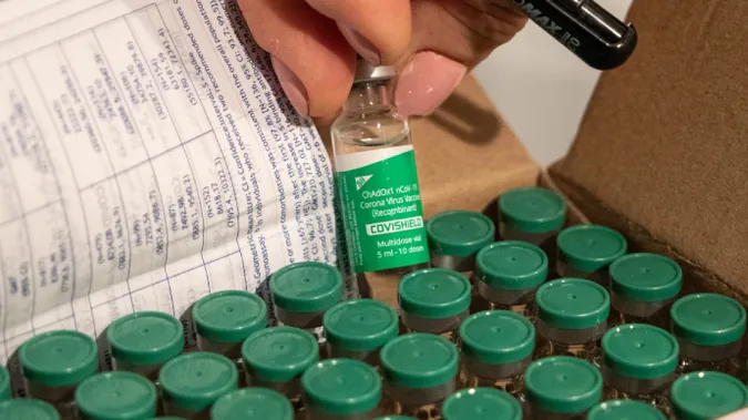 Інтервал між двома щепленнями CoviShield збільшили до 90 днів