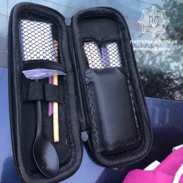 У Луцьку авто зупинили під час комендантської години і знайшли наркотики (відео)