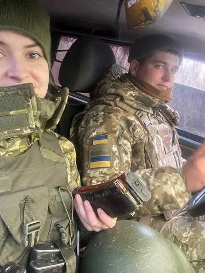 «Він не заспокоїться, доки не знайде»: кінолог Тарас та вівчарка Порш захищають волинський кордон (фото)