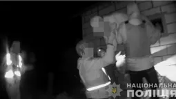 Попався на крадіжці: на Волині затримали чоловіка у розшуку (фото)