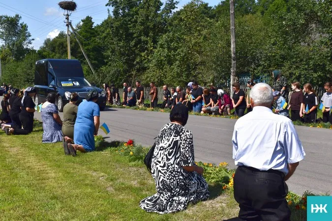 Майже два роки невідомості: на Волині попрощалися з молодим воїном Олександром Пасіком (фото)