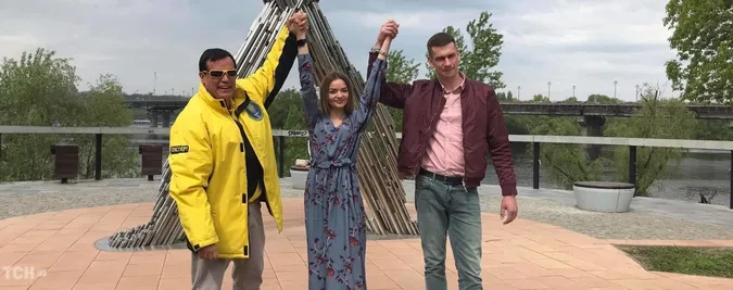 Прикуті закохані вирішили не знімати ланцюги ще деякий час