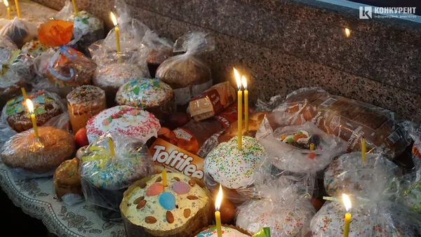 «У Бога всі живі, у нього немає мертвих»: як лучани проводять поминальну неділю (фото)
