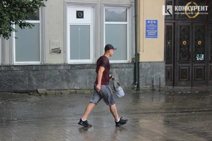 Мокрий Луцьк. Фоторепортаж із міста після дощу