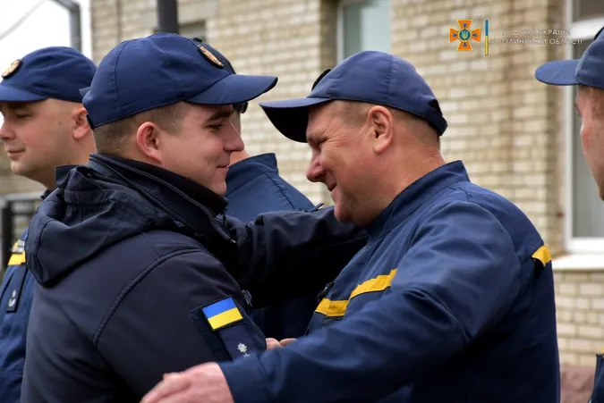 Волинські піротехніки вирушили розміновувати Донеччину (фото)