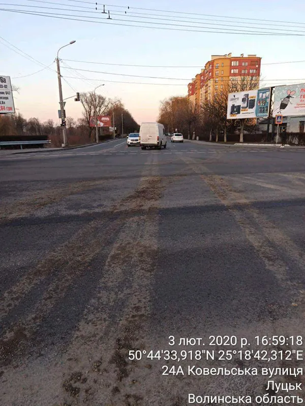 У Луцьку директора фірми оштрафували за брудні колеса (фото)