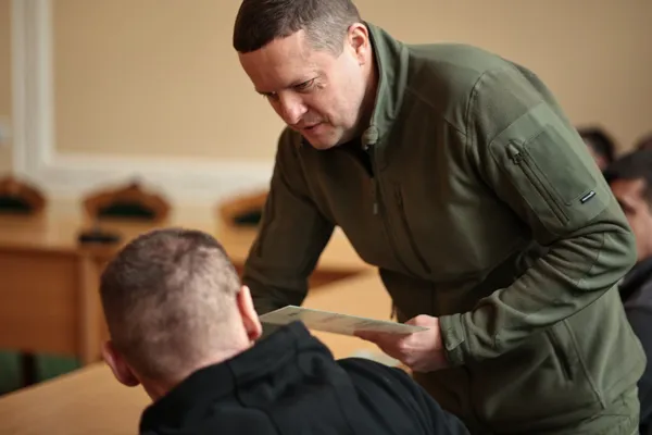 На Волині ветеранам і родинам полеглих захисників вручили сертифікати на житло (фото)