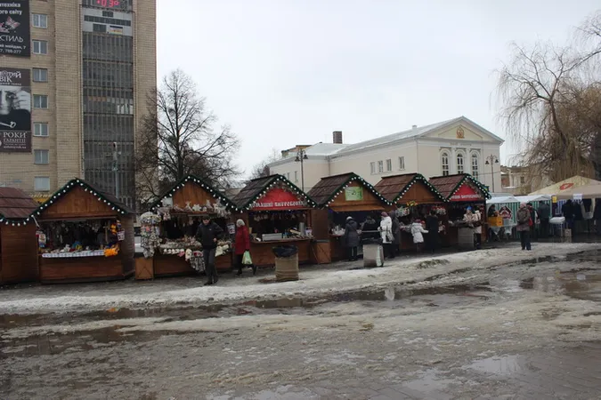 Народних майстрів запрошують на ярмарок в Луцьку