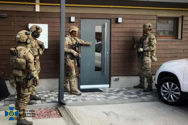 «Дитина під ключ» коштує 60 тисяч доларів: СБУ викрила схему продажу немовлят