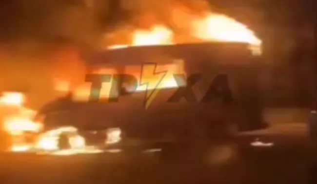 На трасі в Луцькому районі згорів бус (відео)