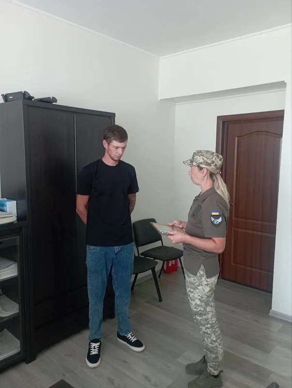 Захисника з Волині нагородили відзнакою «Хрестом Військово-Морських Сил» (фото)
