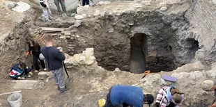 У Луцьку археологи розкопали давню оборонну вежу: вона ховалася біля монастиря Бригідок (фото)