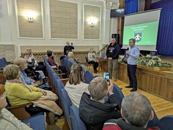 На Волині побував військовий і журналіст Вахтанг Кіпіані (фото)