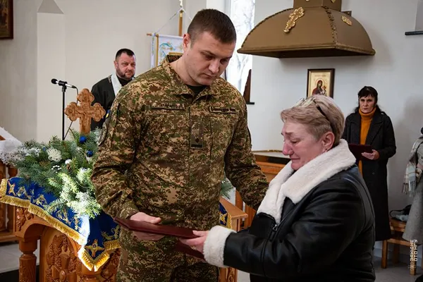 На Волині родинам загиблих нацгвардійців вручили державні нагороди (фото)