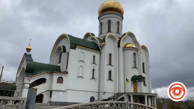 На Прикарпатті 16 церков досі підпорядковуються УПЦ «МП»