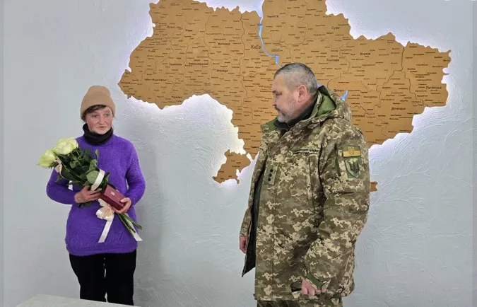 На Волині матері загиблого Героя вручили орден «За мужність»
