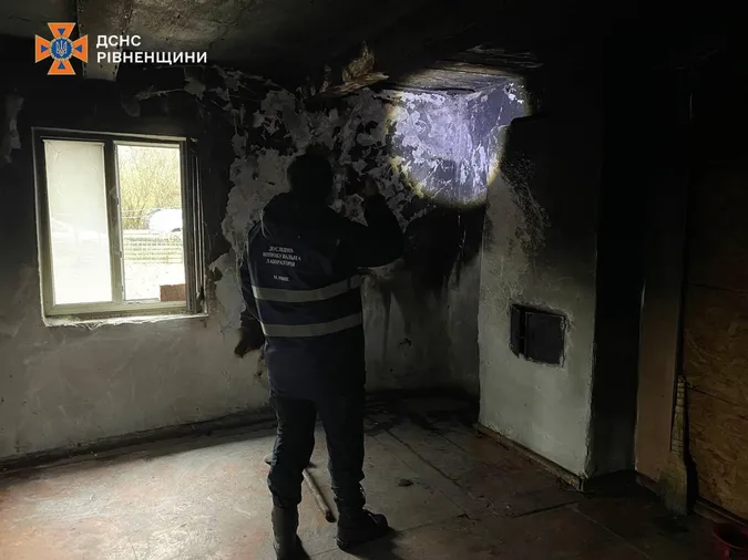 Троє малолітніх дітей загинули внаслідок пожежі на Рівненщині (фото)