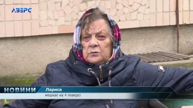 У луцькому будинку, де ліфт вбив жінку, знову проблеми з підйомником (відео)
