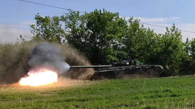 На Донеччині ворог зосередився на загарбанні дороги Бахмут – Лисичанськ, – зведення Генштабу