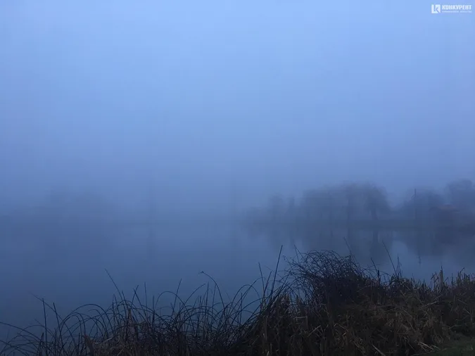 Напередодні Нового року Луцьк огорнув туман (фото)