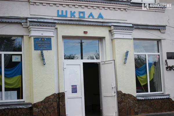 Як у луцьких школах №2 та №25 облаштували укриття (фото, відео)