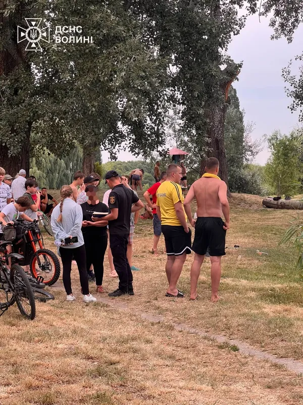 «Речі є, а людини – нема»: у Луцьку рятувальники знайшли тіло зниклого хлопця (фото, відео)