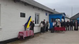 У селі на Волині відкрили меморіальну дошку полеглому захиснику Павлові Шпанчуку (фото)
