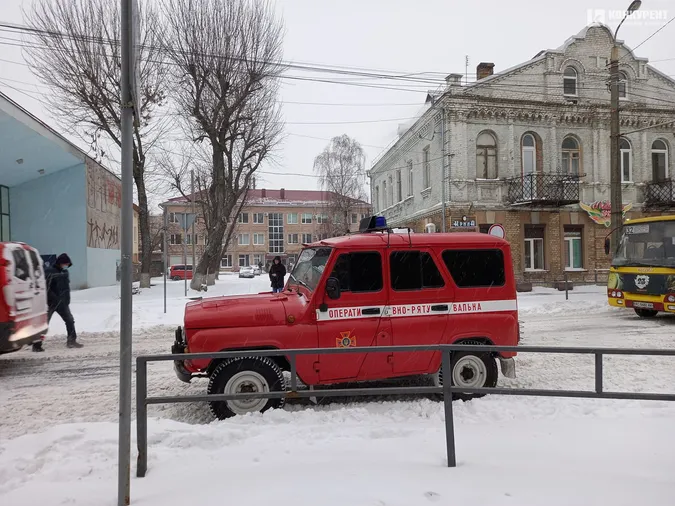 Вибило шибки: у луцькій квартирі вибухнув газ (фото)