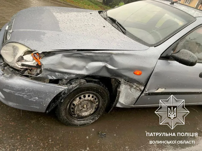 Повідомили деталі ДТП за участю таксі у Луцьку (фото)