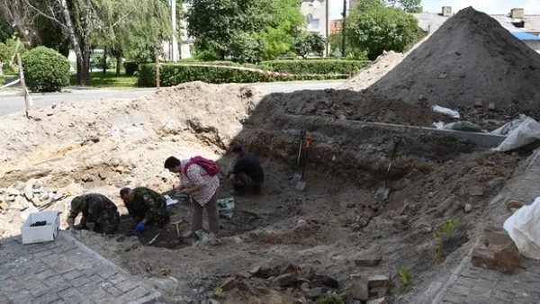 85 років трагедії: що відомо про розстріл в'язнів Луцької тюрми (фото)