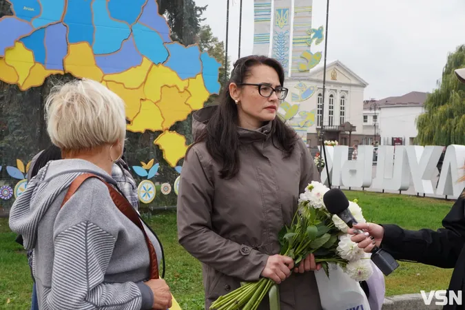 «Для мене це вже моя реальність»: у Луцьку зустріли Павла Літвіна після 50 місяців російського полону (фото)