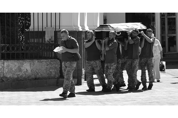 У Луцьку попрощалися із загиблими на Донеччині Миколою Стасюком та Сергієм Токарчуком (фото)