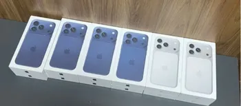 Віз у рюкзаку 12 iPhone 17 Pro на 700 тисяч: на Волині митники викрили водія автобуса (фото)