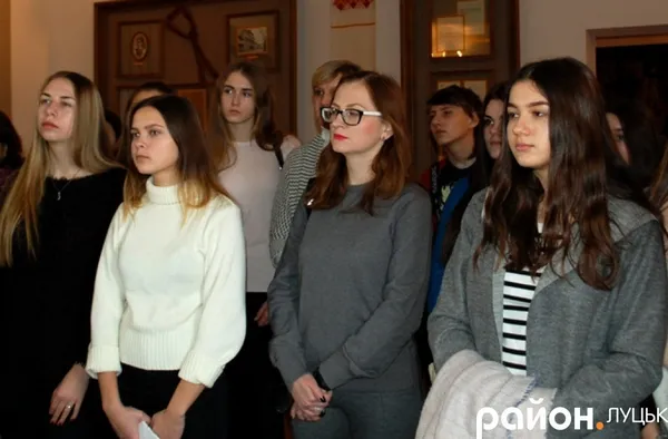 Луцькі школярі побували в музеї Лесі Українки (фото)