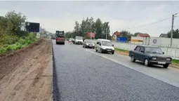 На дорозі Луцьк – Дачне стартувало фінішне асфальтування (фото)
