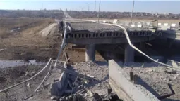 Окупанти зруйнували міст на дорозі між Енергодаром і Запоріжжям (фото, відео)