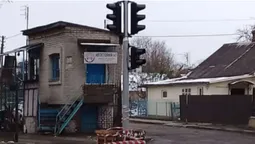 У Луцьку на перехресті Львівської – Городецької встановлюють світлофор (фотофакт)