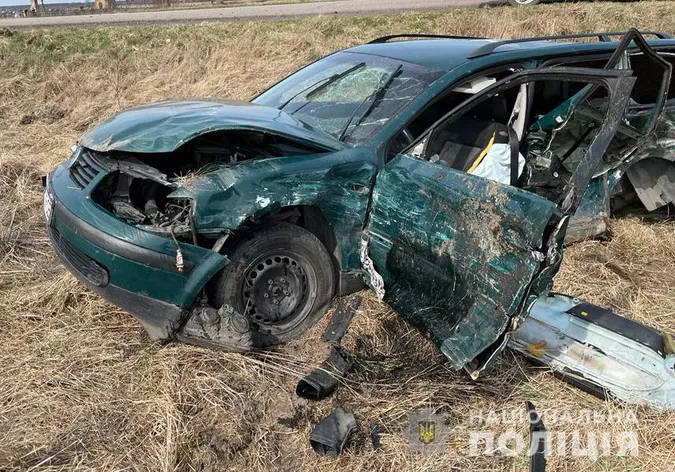 На трасі «Ковель-Ягодин» зіткнулися Citroen та Volkswagen: є постраждалі (фото, відео)