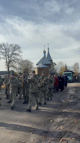 На Волині попрощалися із захисником Іваном Кіпенем (фото)