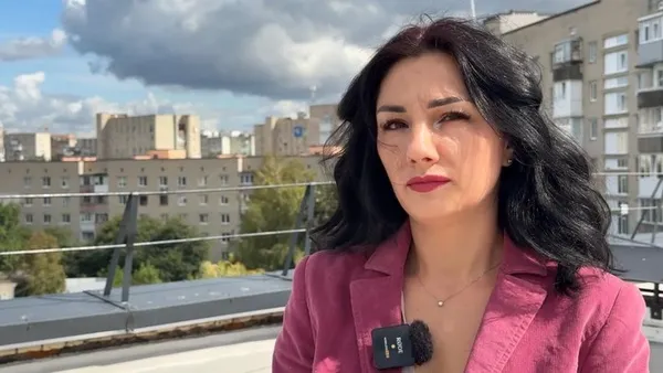 Майже 7 тисяч людей під одним дахом: як лучанам живеться у найдовшому будинку в світі (фото)