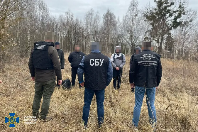 СБУ «накрила» схему перевезення волинян до Білорусі