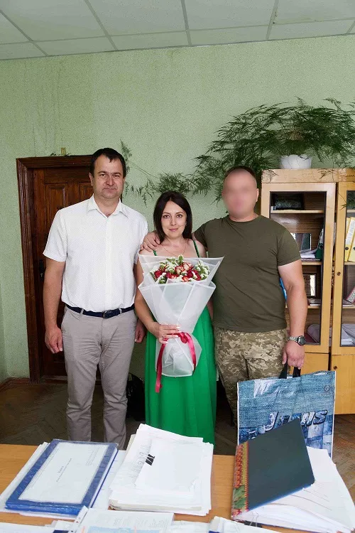 З фронту – під вінець: волинський військовий приїхав у відпустку, щоб побратися з коханою
