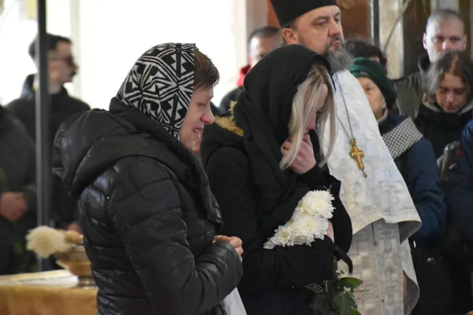 Загинув на Курщині: у Луцьку попрощалися з 31-річним Дмитром Бондаренком (фото)