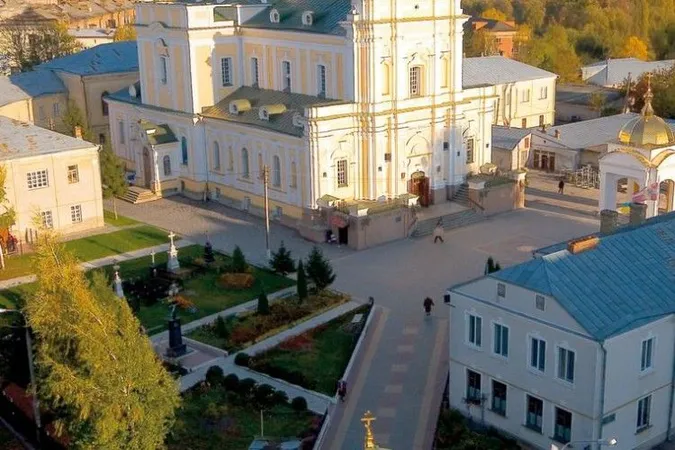 Управління Волинської єпархії ПЦУ частково виходить з карантину