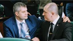 Політичний двобій в Луцькраді, або Репортаж із сесії, якої не було
