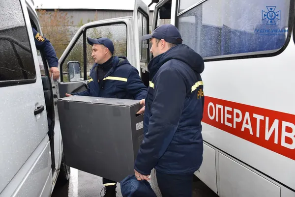 Волинські рятувальники нестимуть службу на деокупованих територіях Харківщини (фото)