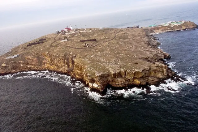 Героїв зі Зміїного можуть обміняти на полонених російських моряків