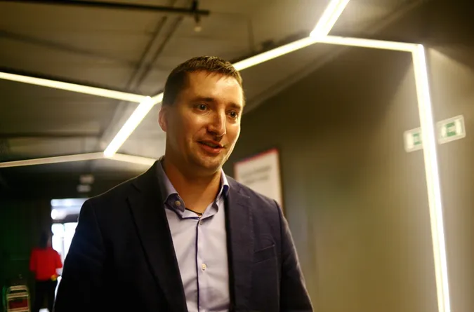 Ноутбуки з вами розмовлятимуть, – гендиректор Lenovo Україна розповів лучанам таємниці та дав прогнози (фото)