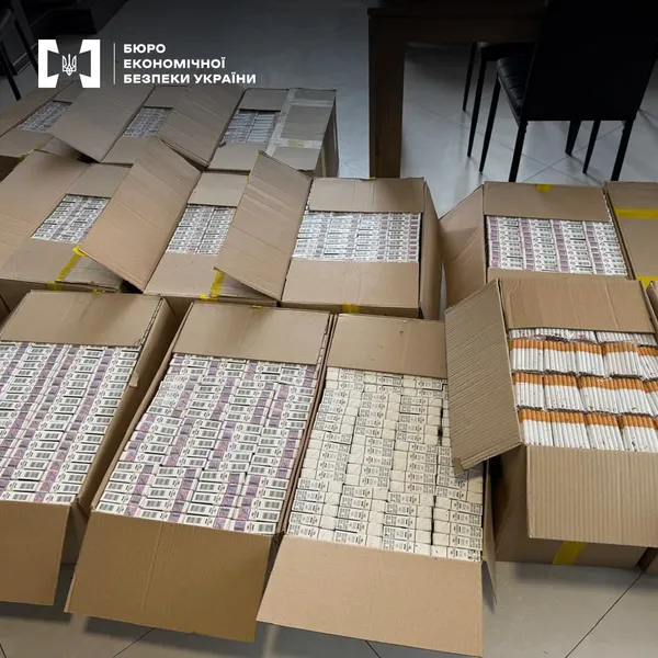 Підпільна «фабрика» у дитячому таборі: на Волині викрили нелегальне виробництво сигарет (фото)