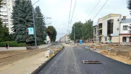 Заасфальтували нові відрізки дороги: що коїться на проспекті Волі у Луцьку (фото)